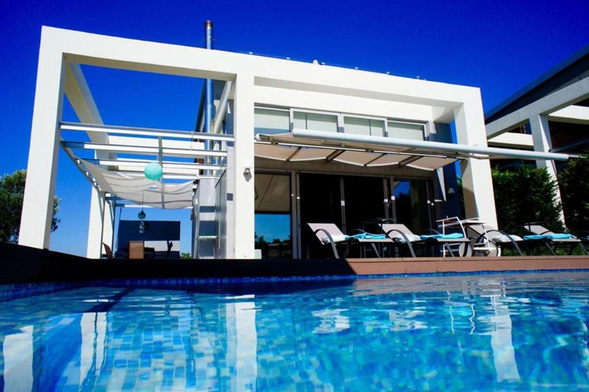 Island Villa Sani Sea View Екстериор снимка