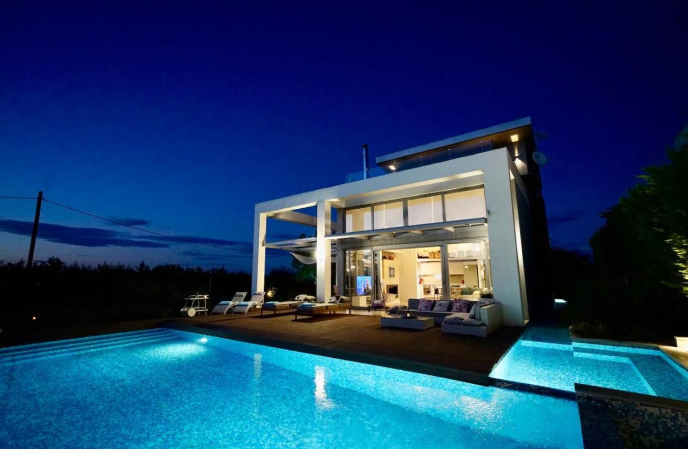 Island Villa Sani Sea View Екстериор снимка